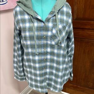 Hem & Thread Green Plaid Button Down Shirt
